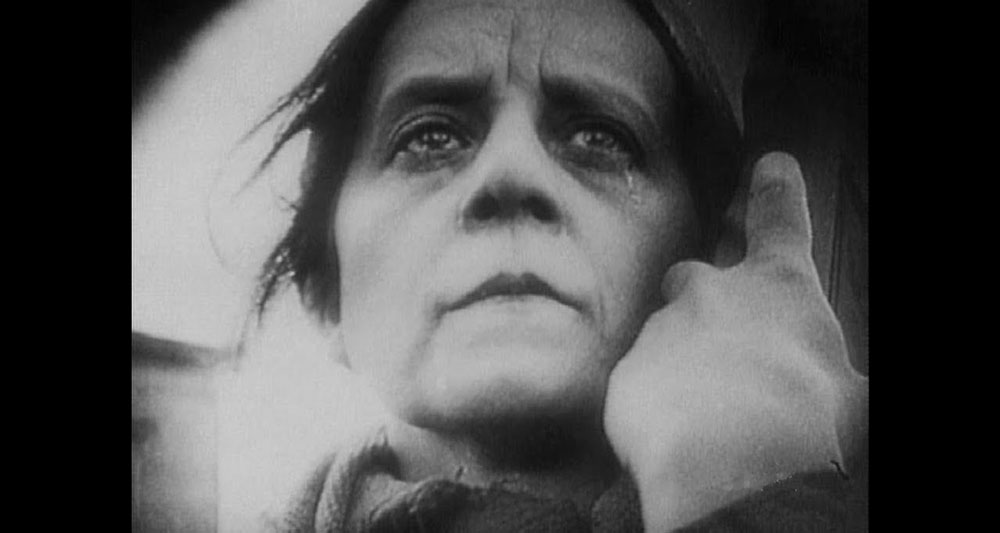 dreigen consultant meloen 1926: Mother (Vsevolod Pudovkin) – Senses of Cinema